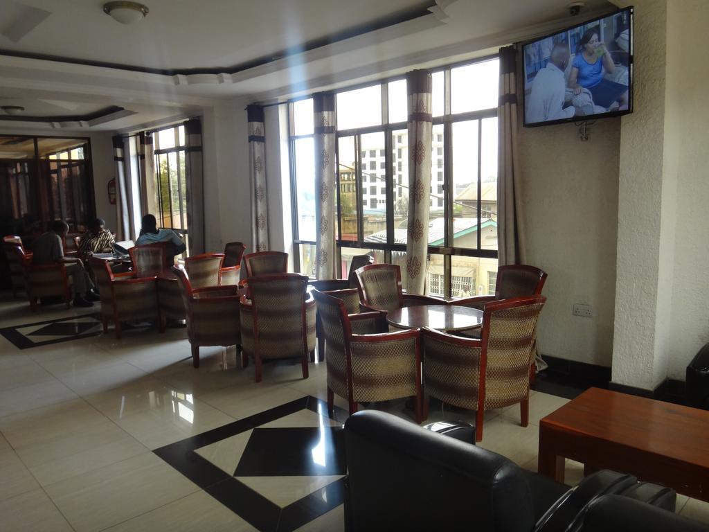 Premier Palace Hotel Аруша Екстериор снимка