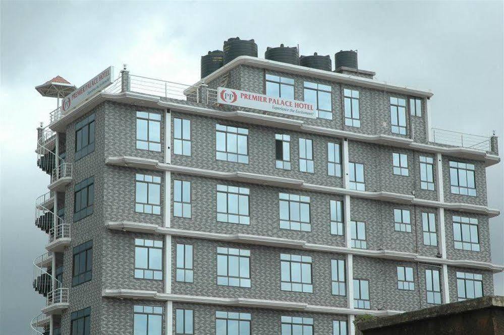 Premier Palace Hotel Аруша Екстериор снимка